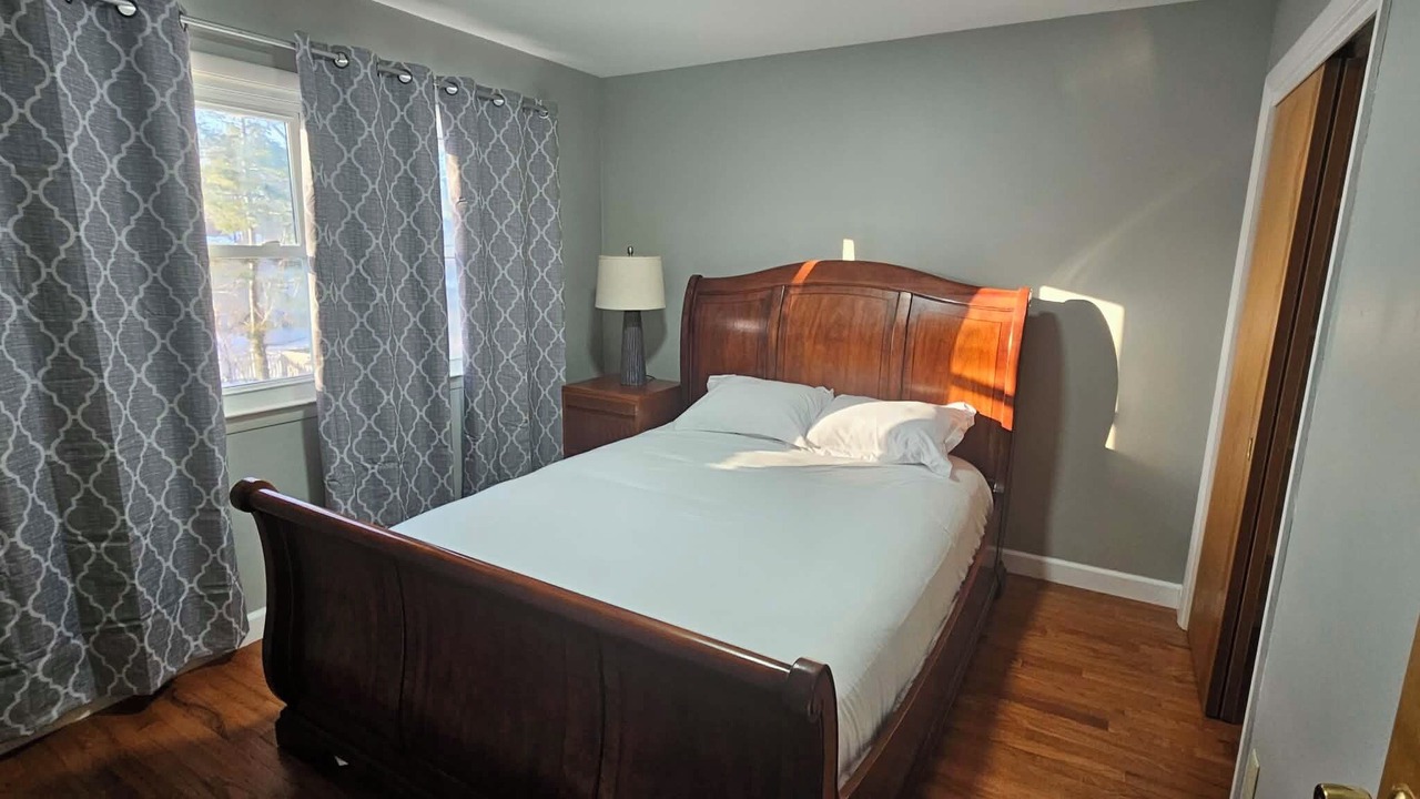 Photo of Bedroom in Midland