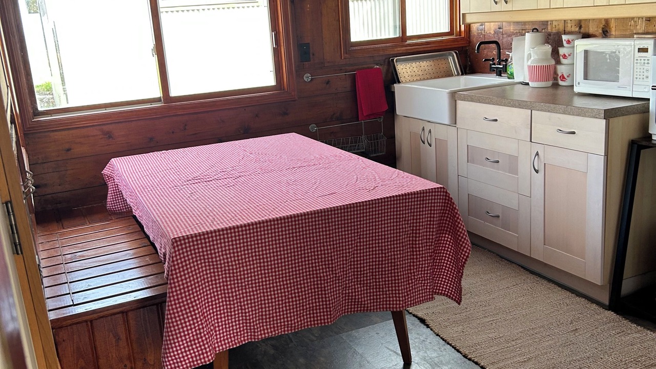 Photo of Bedroom in Tawas City