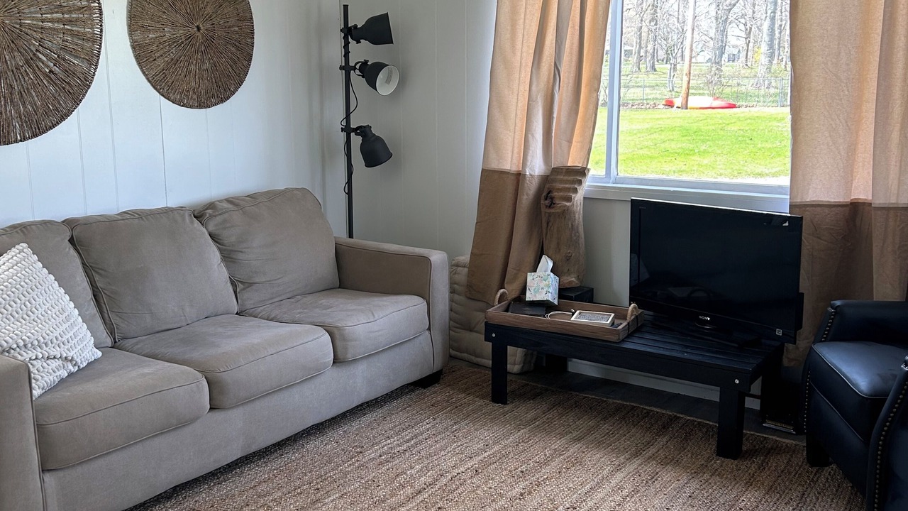 Photo of Livingroom in Tawas City
