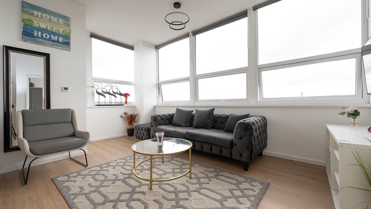 Photo of Livingroom in Smethwick