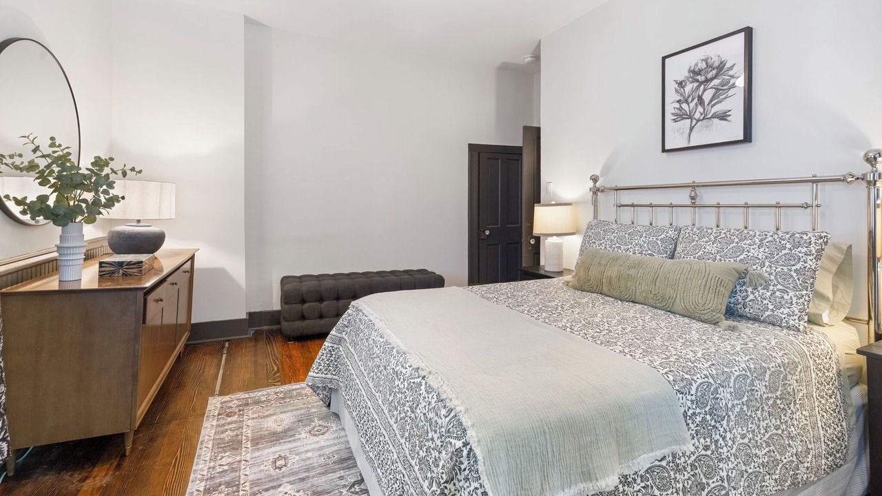 Photo of Bedroom in Michigan City