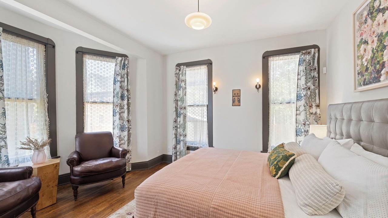 Photo of Bedroom in Michigan City