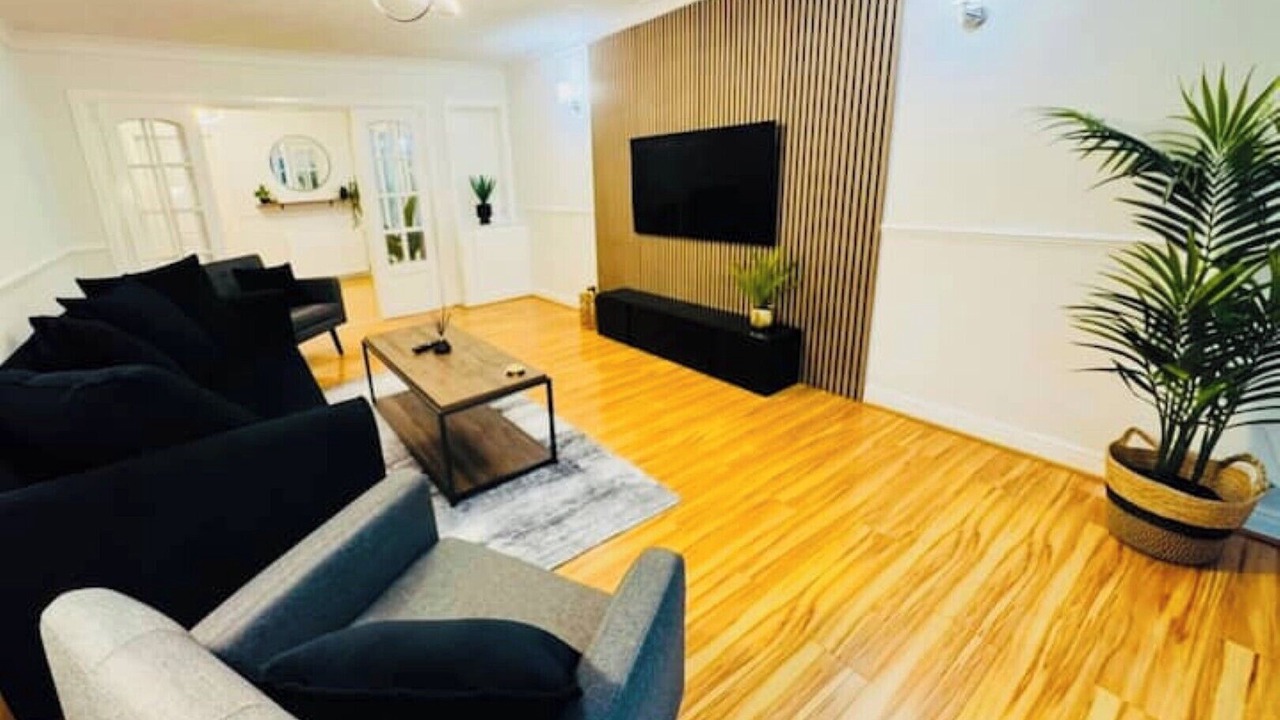 Photo of Livingroom in Cradley