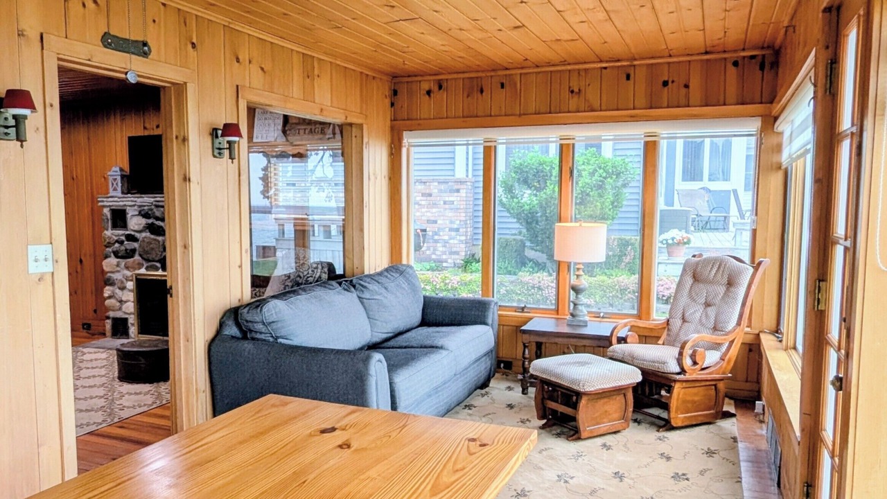 Photo of Livingroom in Port Sanilac