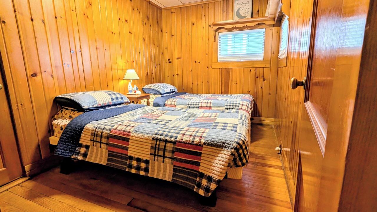 Photo of Bedroom in Port Sanilac