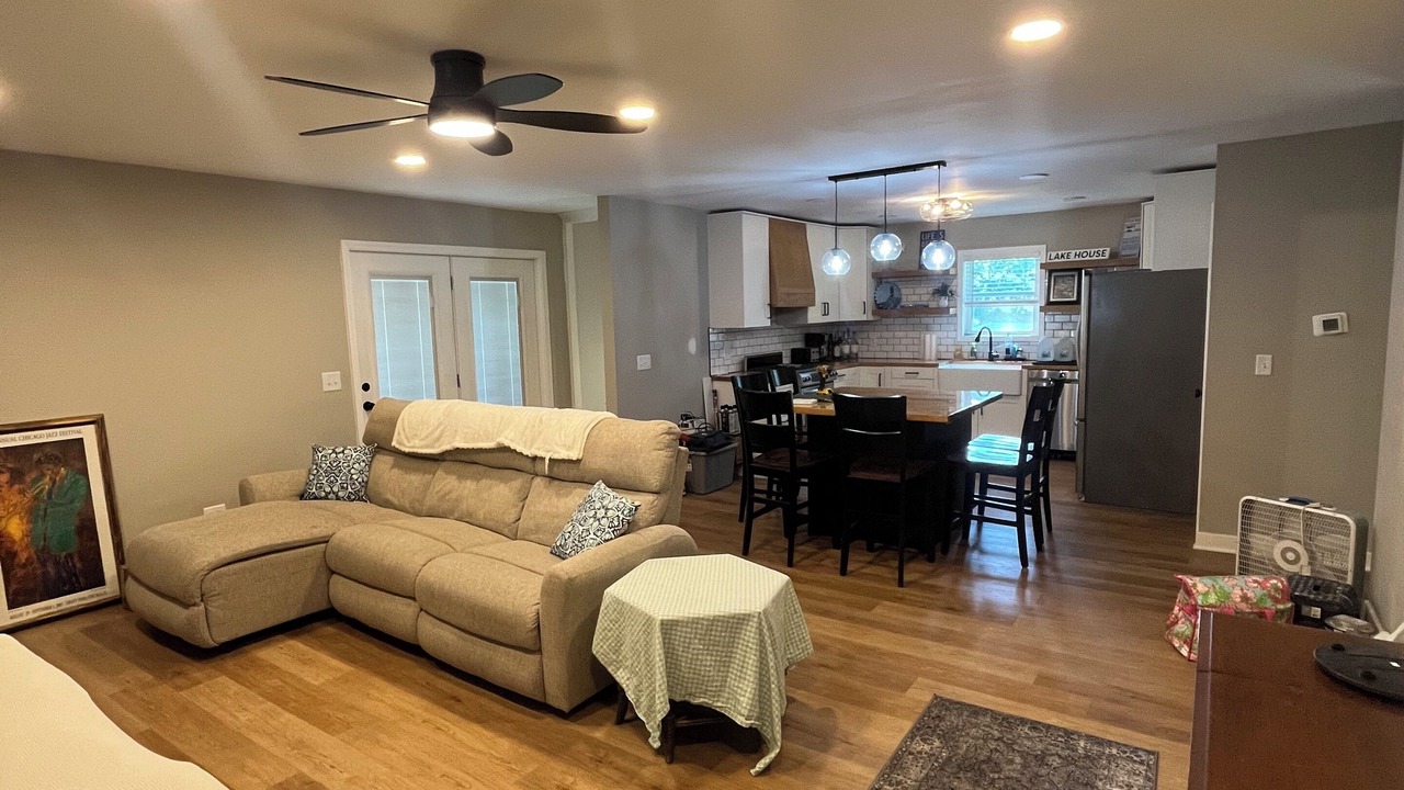 Photo of Livingroom in Town of Pines