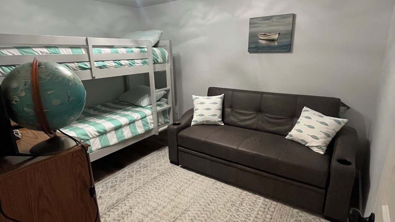 Photo of Livingroom in Town of Pines