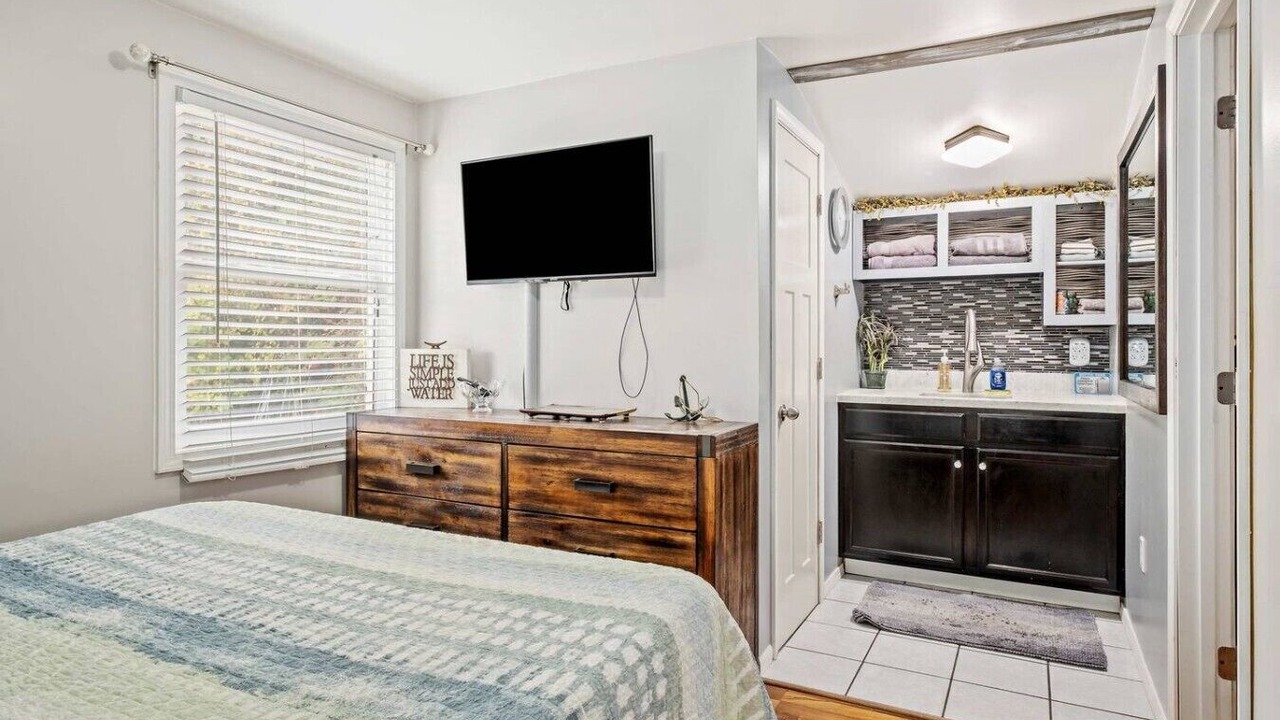 Photo of Bedroom in Smyrna