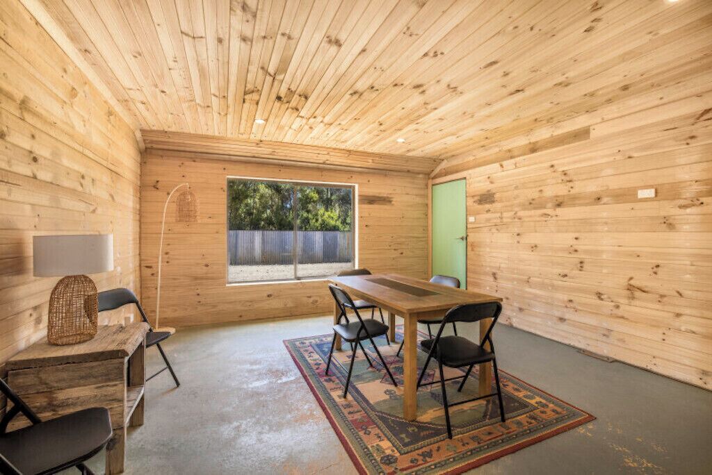 Photo of Livingroom in French Island