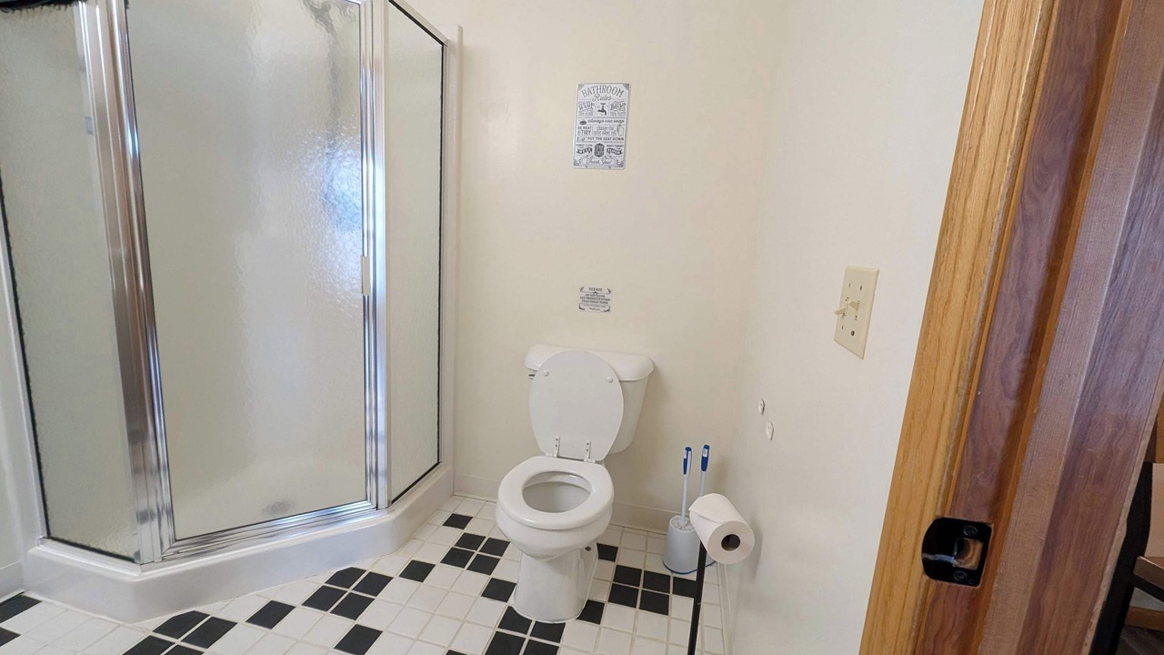 Photo of Bathroom in Mayfield