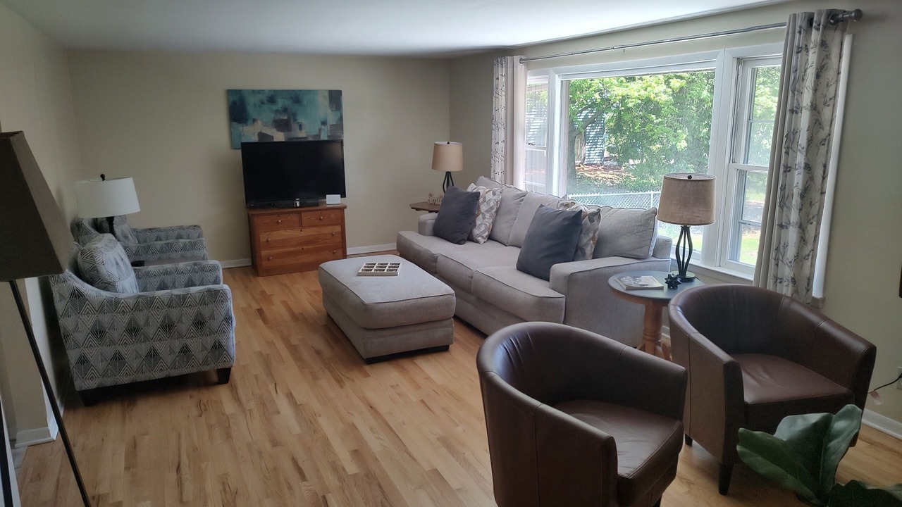Photo of Livingroom in Midland