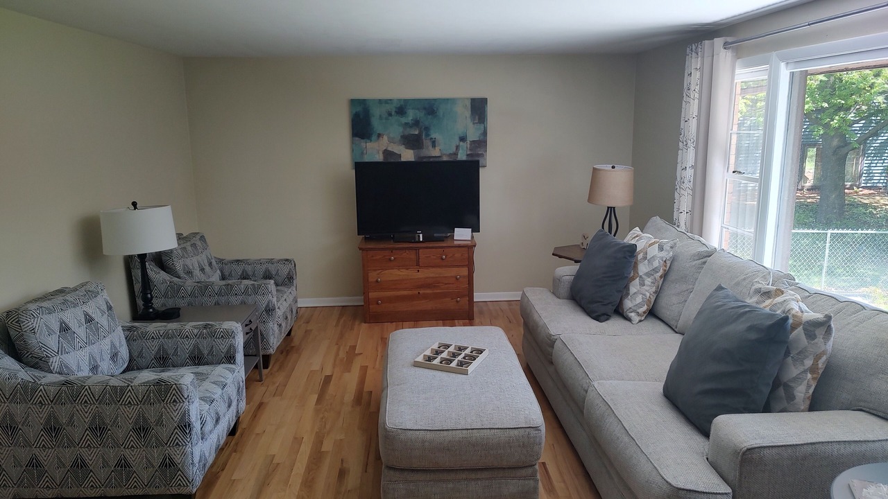 Photo of Livingroom in Midland