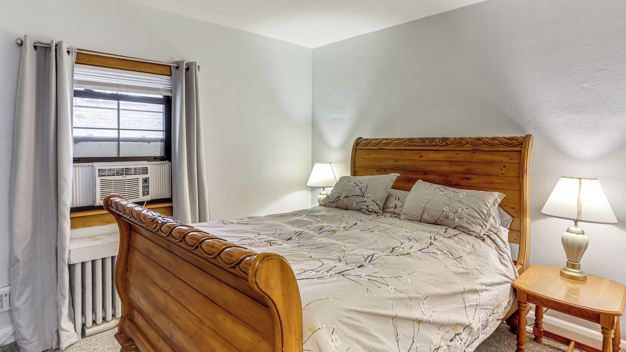 Photo of Bedroom in Toledo