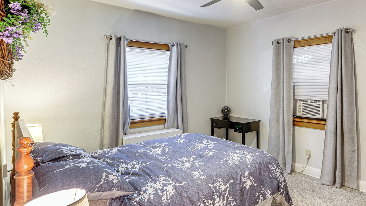 Photo of Bedroom in Toledo