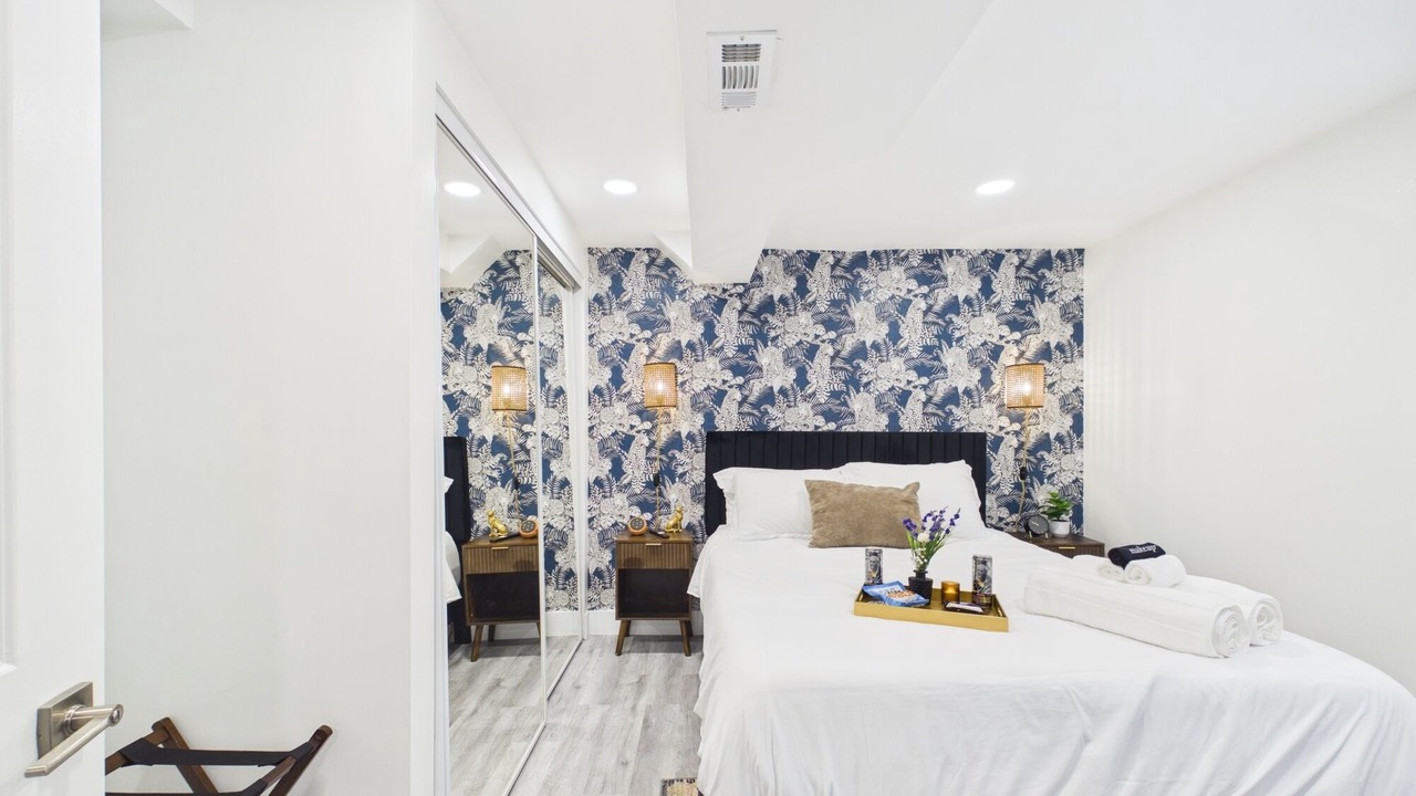 Photo of Bedroom in Wrigleyville