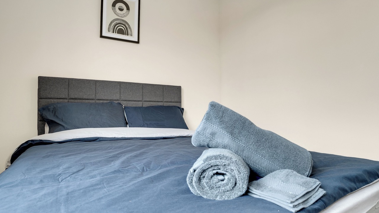 Photo of Bedroom in Smethwick
