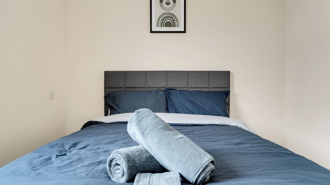 Photo of Bedroom in Smethwick