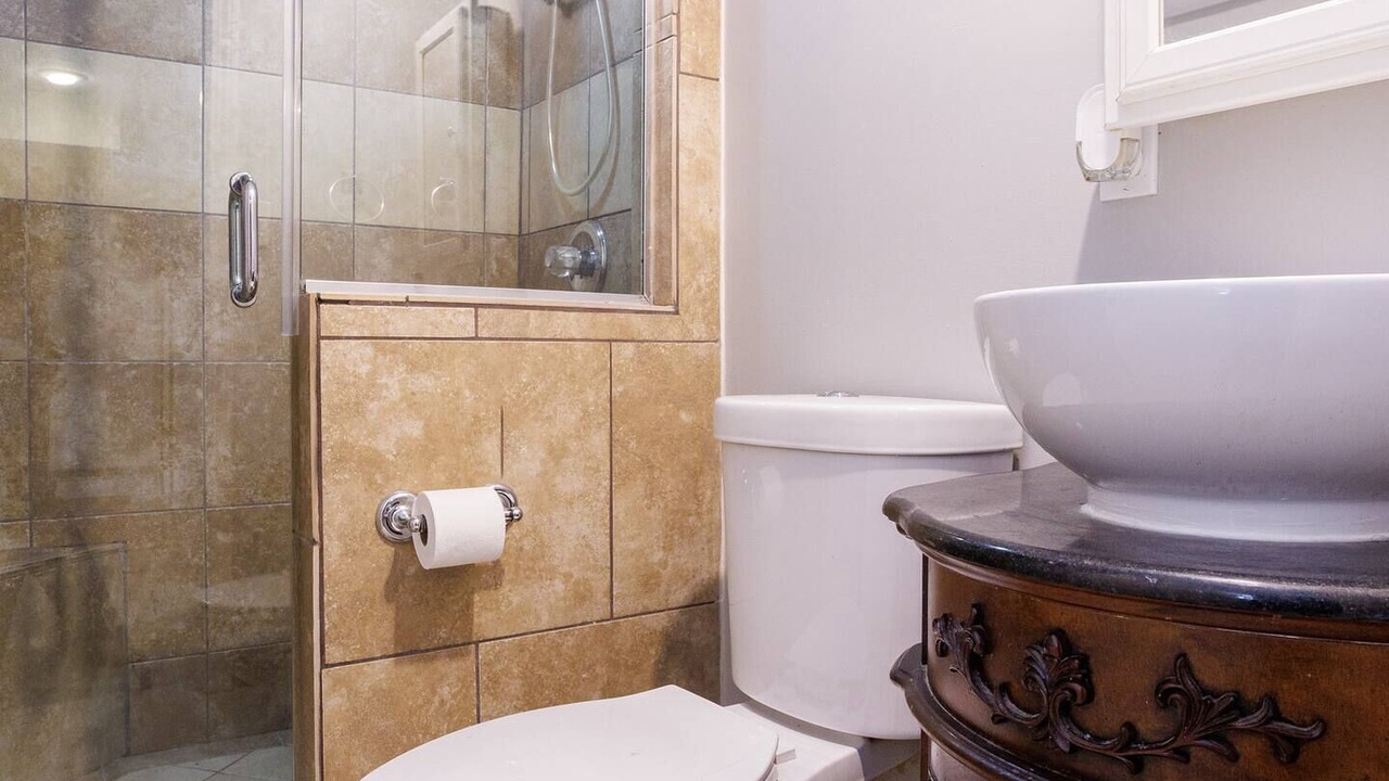 Photo of Bathroom in Calumet Heights