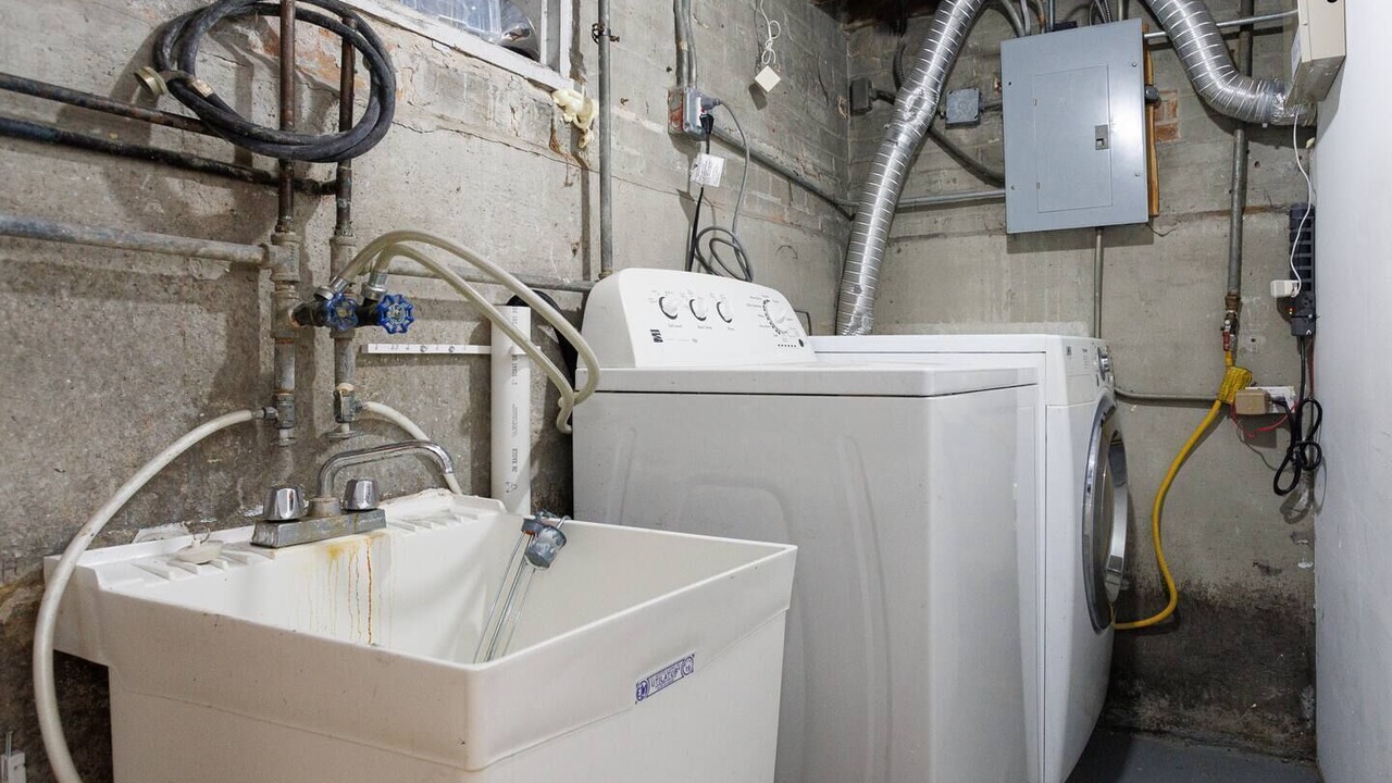 Photo of Bathroom in Calumet Heights