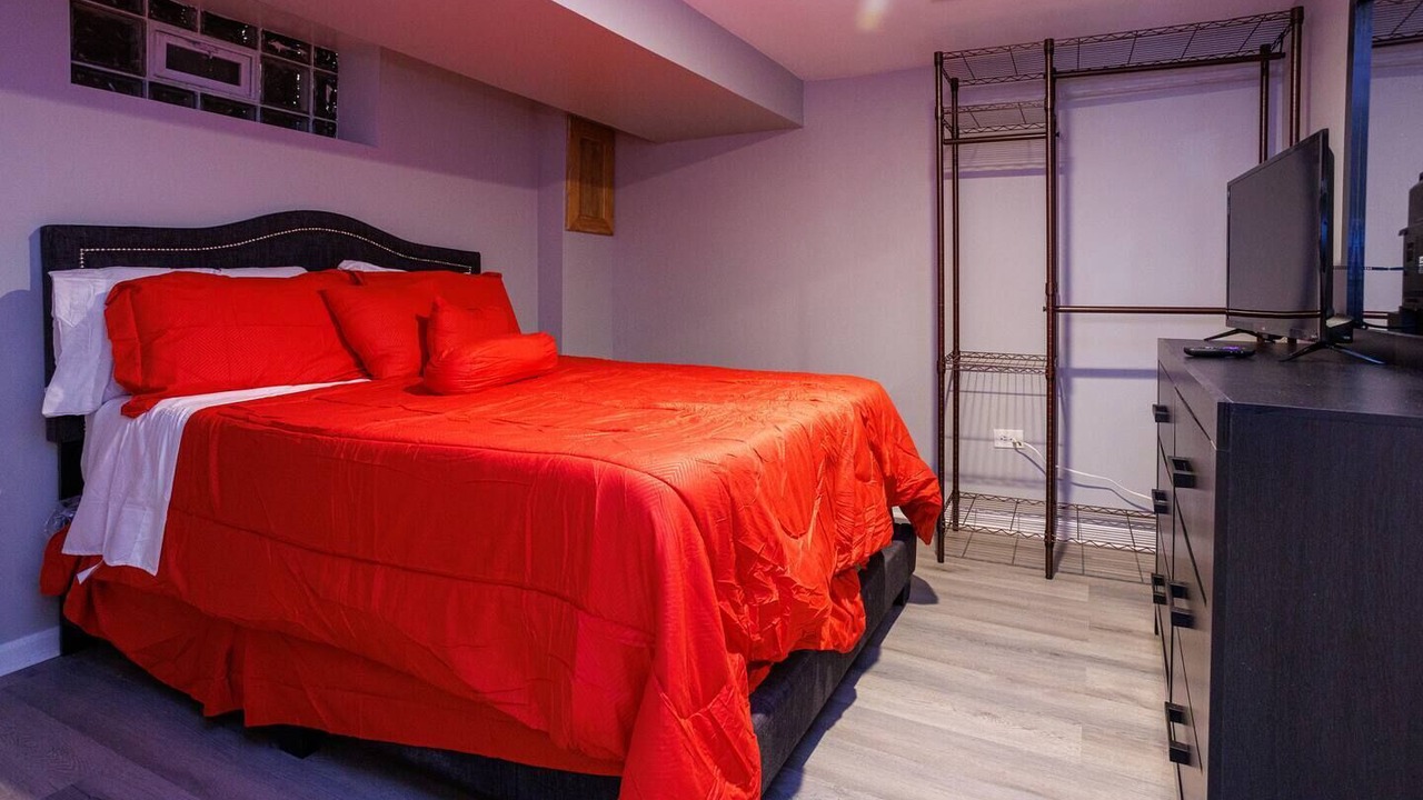 Photo of Bedroom in Calumet Heights