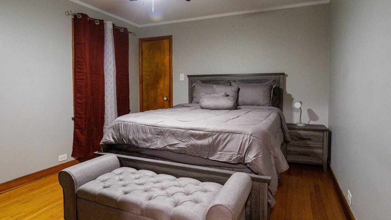 Photo of Bedroom in Calumet Heights