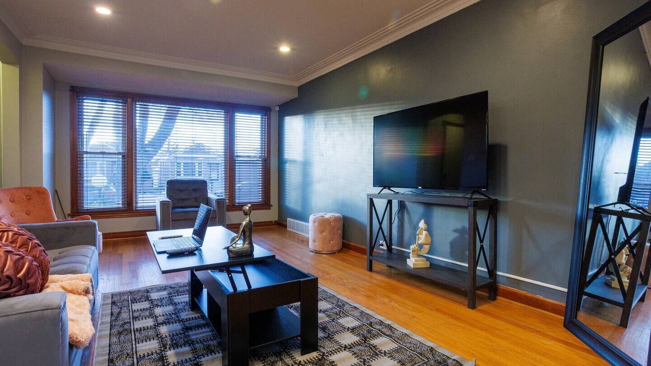 Photo of Livingroom in Calumet Heights