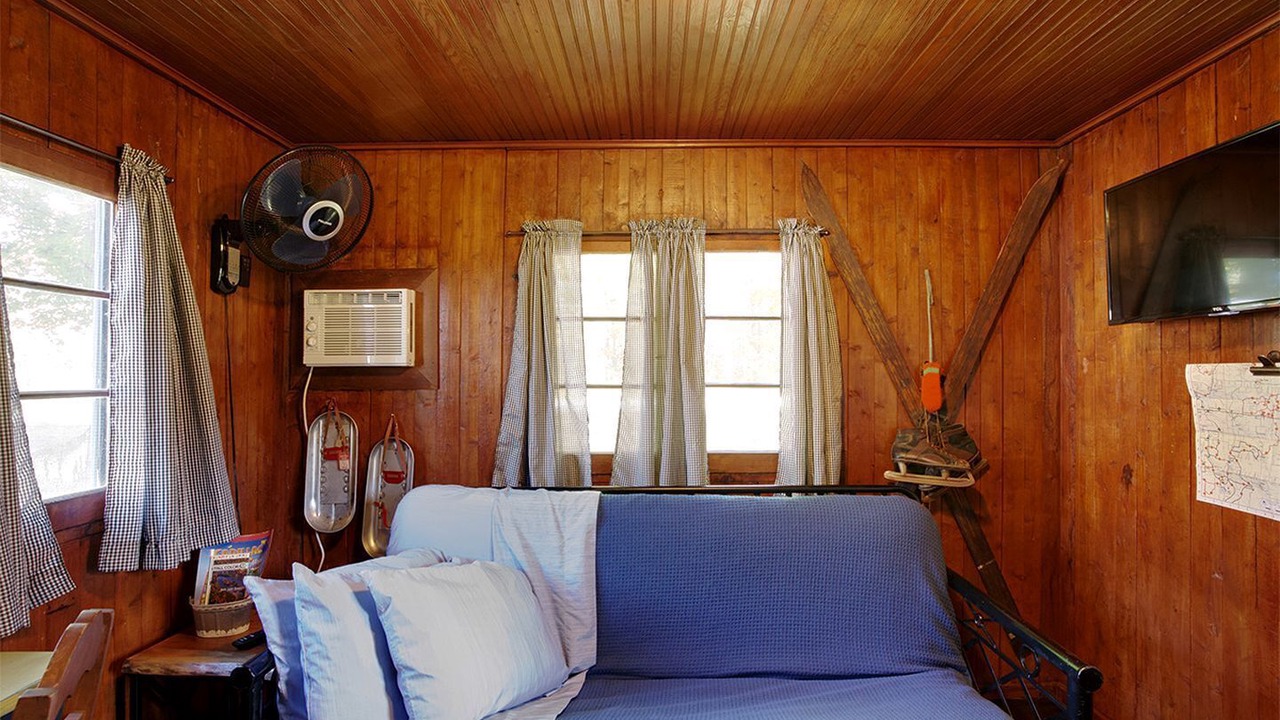 Photo of Bedroom in Cadillac