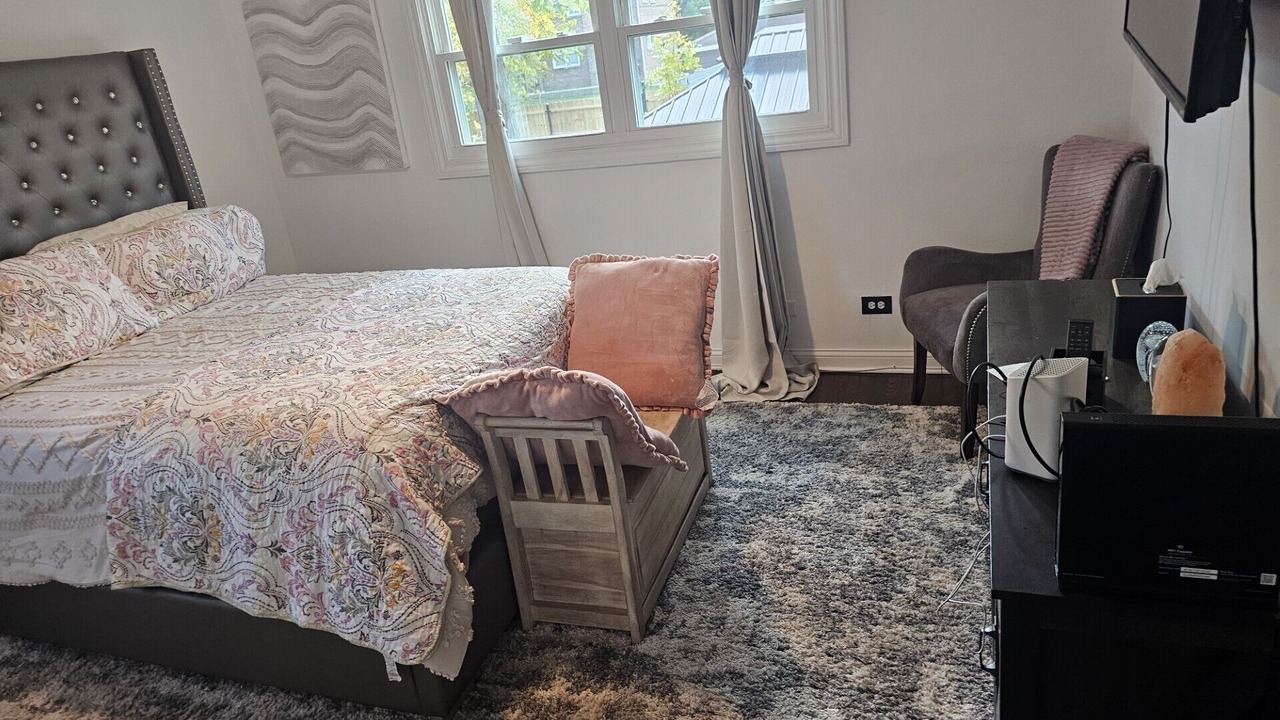 Photo of Bedroom in Calumet Heights