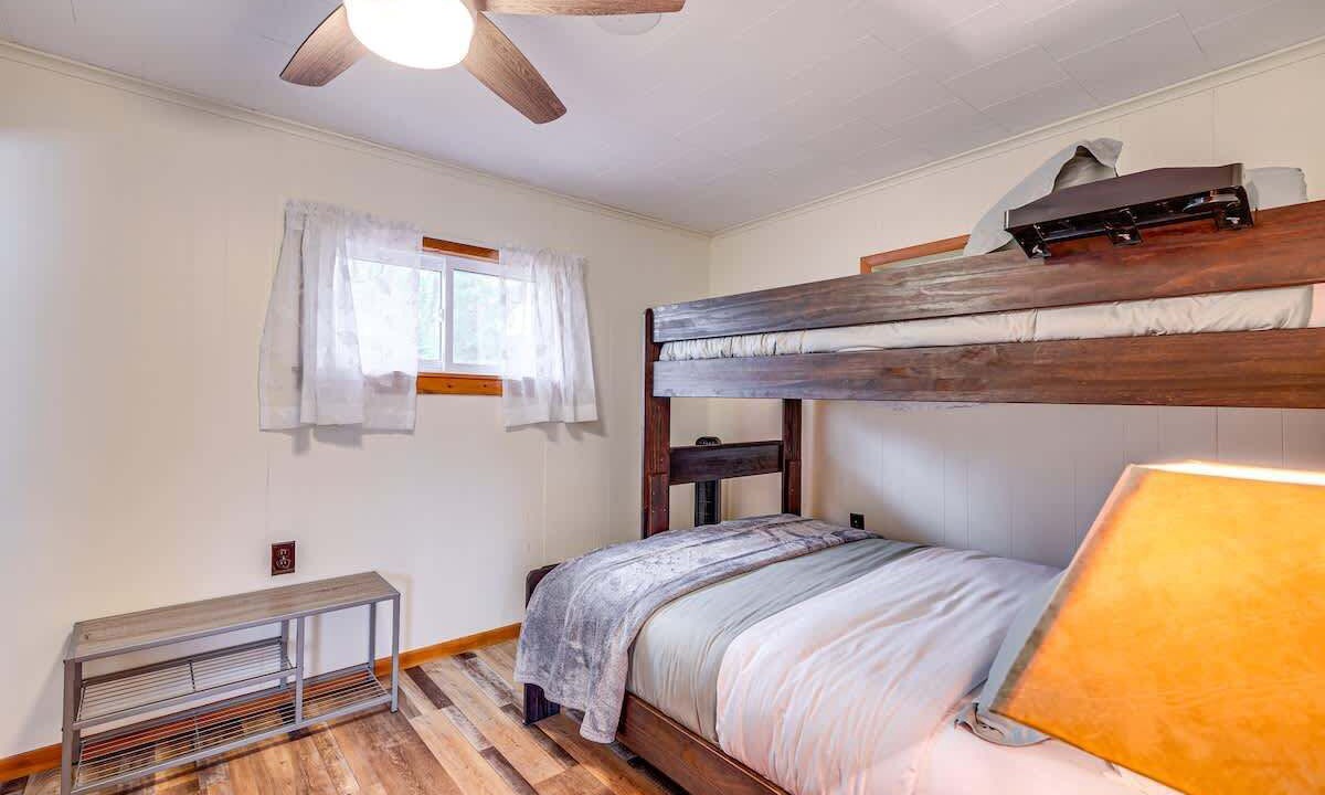 Photo of Bedroom in Alden