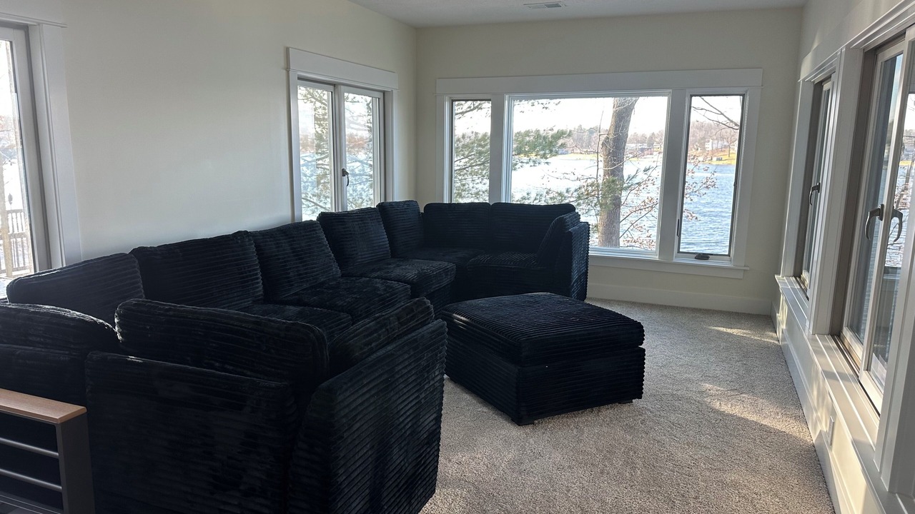 Photo of Livingroom in Lowell