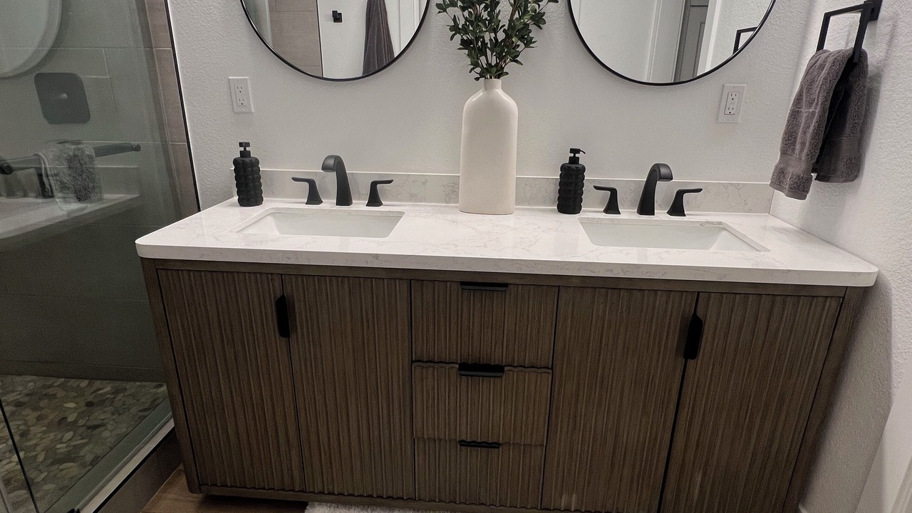 Photo of Bathroom in Bijou Pines