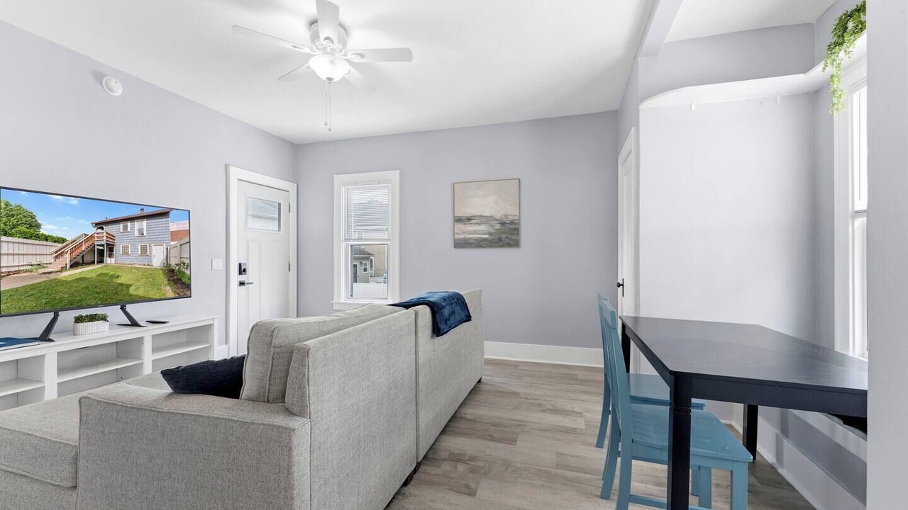 Photo of Livingroom in Wyandotte