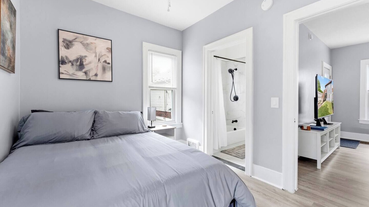 Photo of Bedroom in Wyandotte
