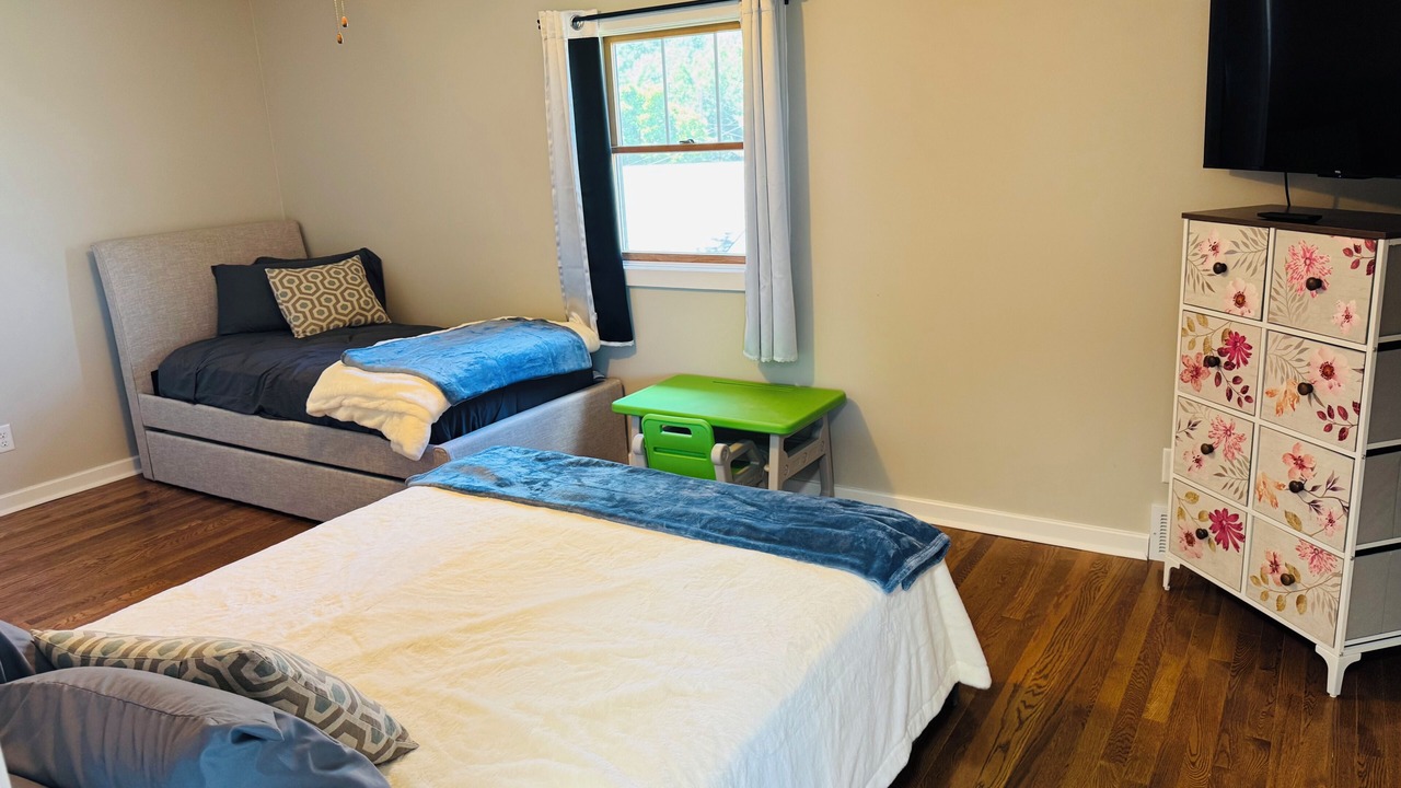 Photo of Bedroom in Curtice