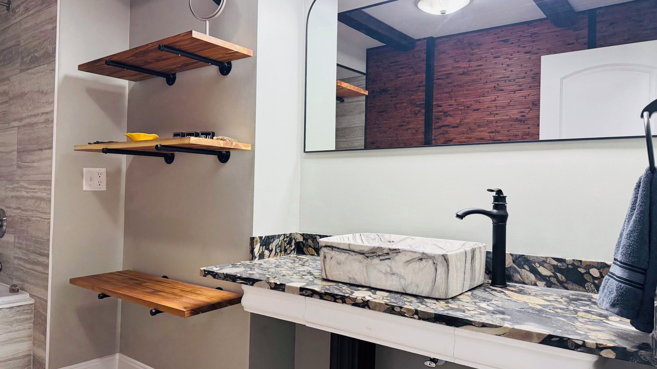 Photo of Bathroom in Curtice