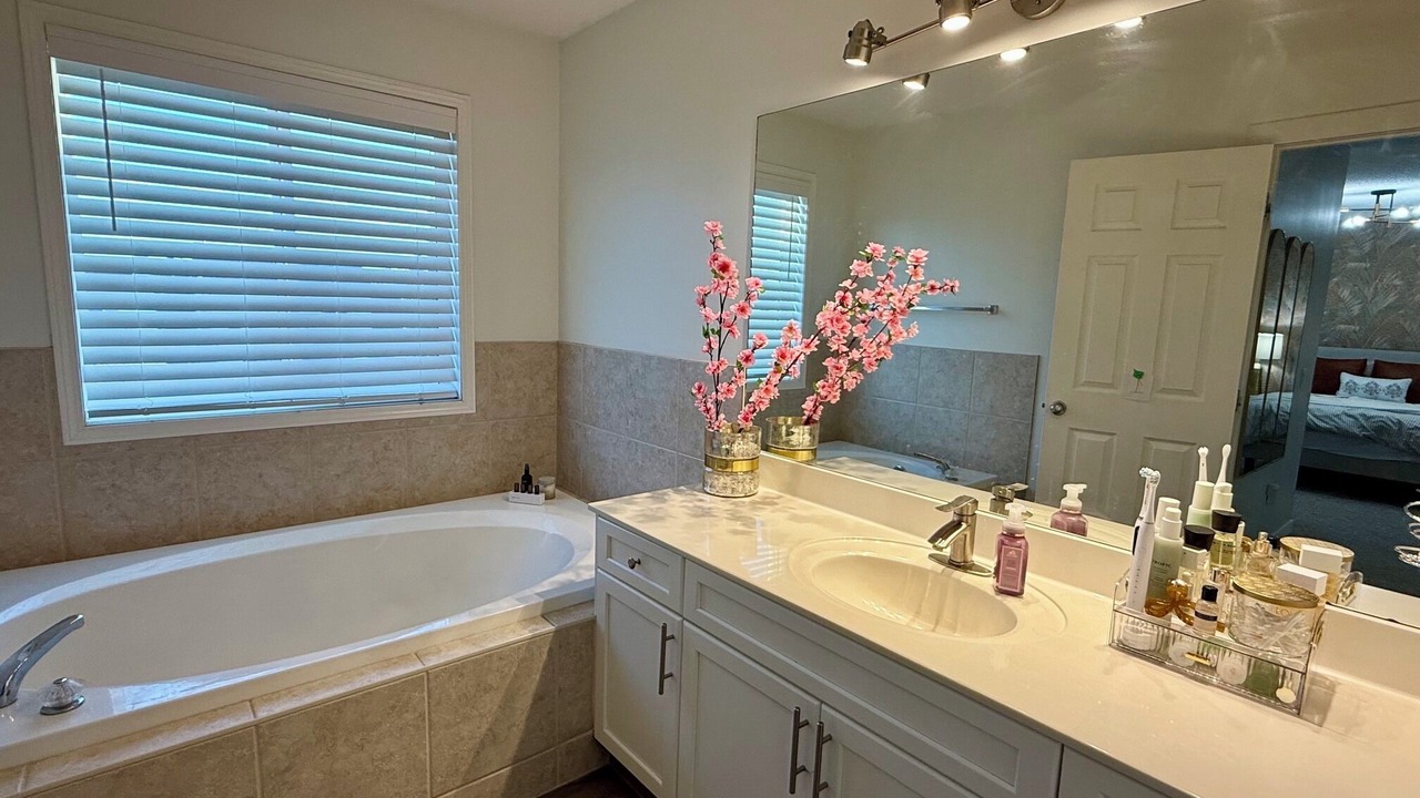 Photo of Bathroom in McKenzie Towne