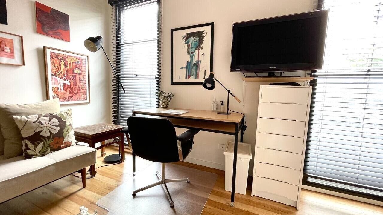 Photo of Livingroom in Fitzroy