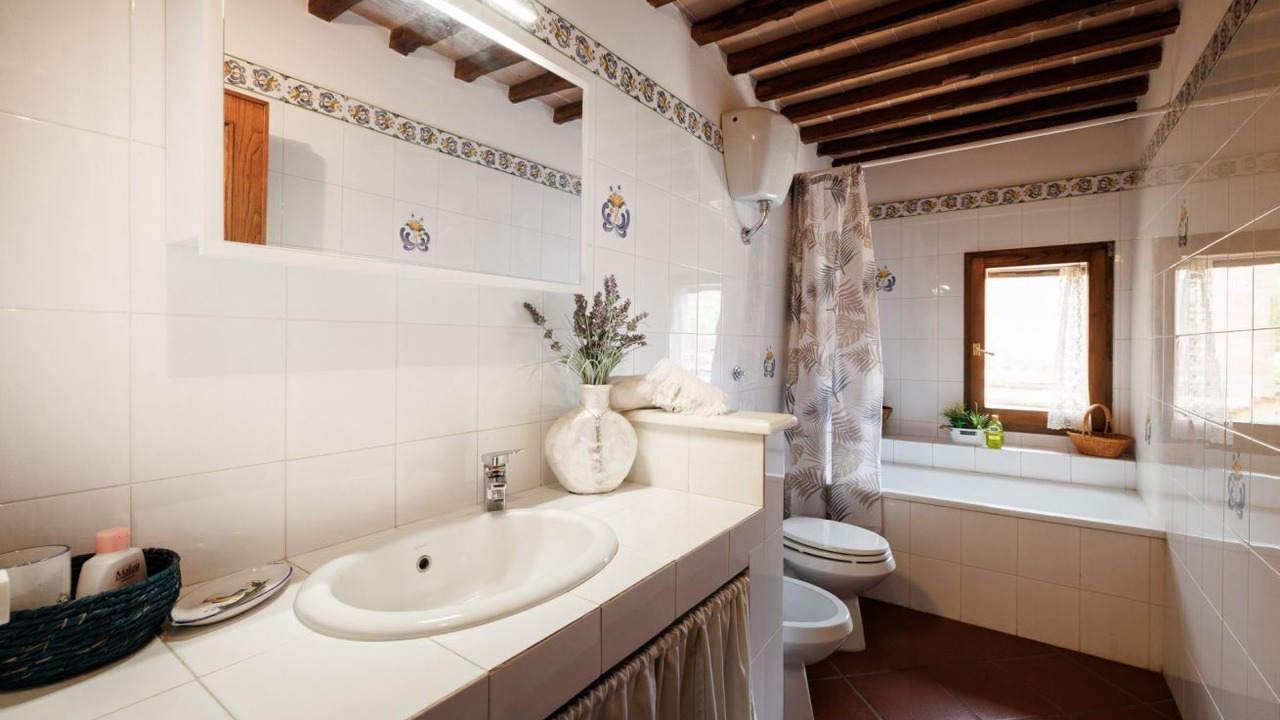 Photo of Bathroom in Castelnuovo Berardenga