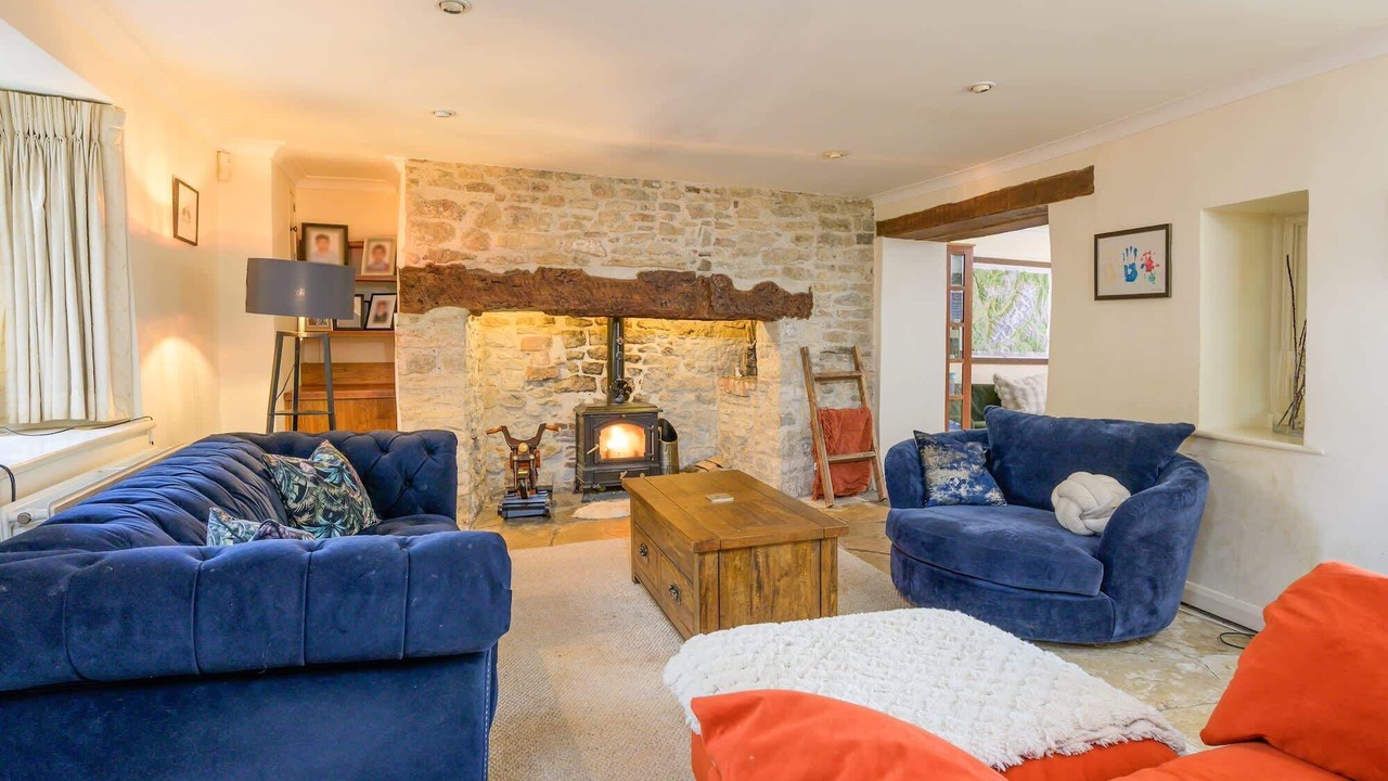 Photo of Livingroom in Newton St Loe