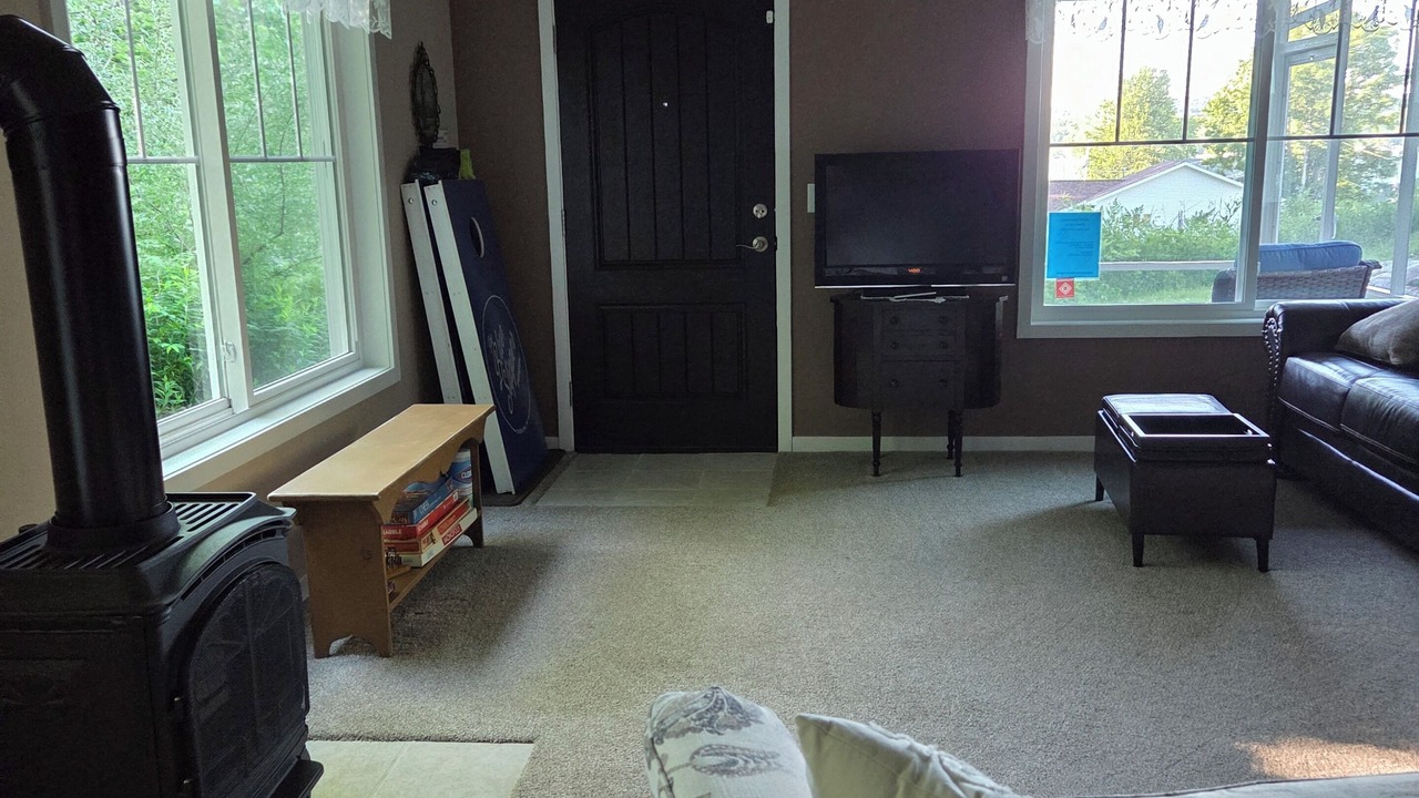 Photo of Livingroom in Onekama