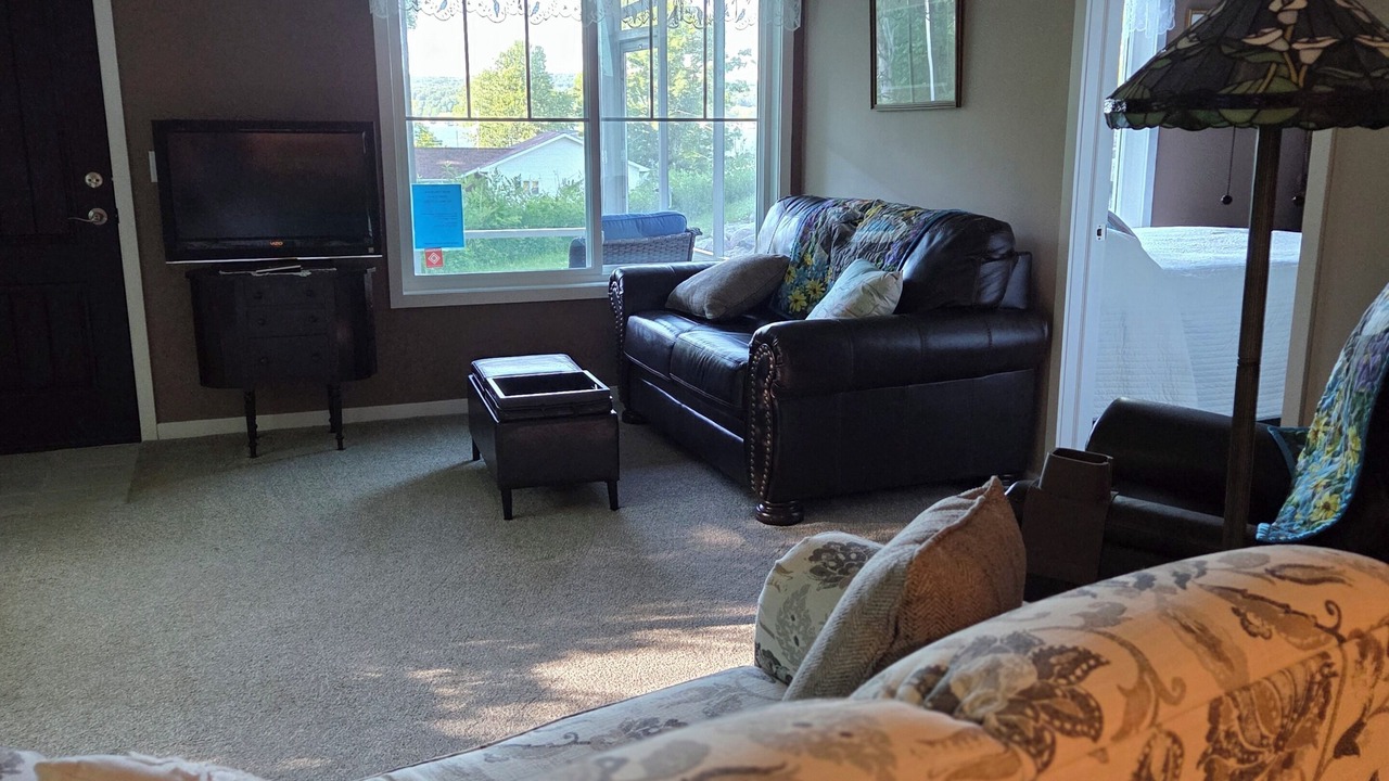 Photo of Livingroom in Onekama