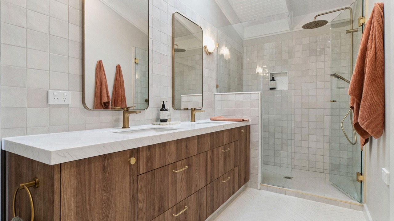 Photo of Bathroom in Main Ridge
