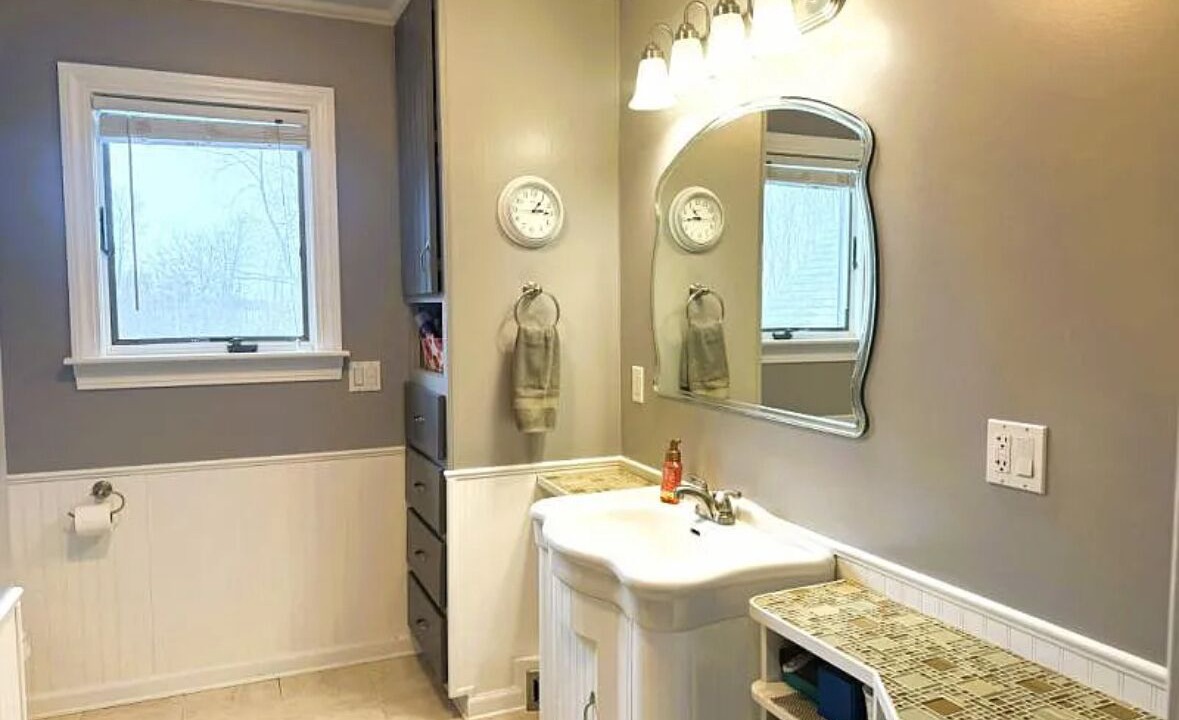 Photo of Bathroom in Port Austin