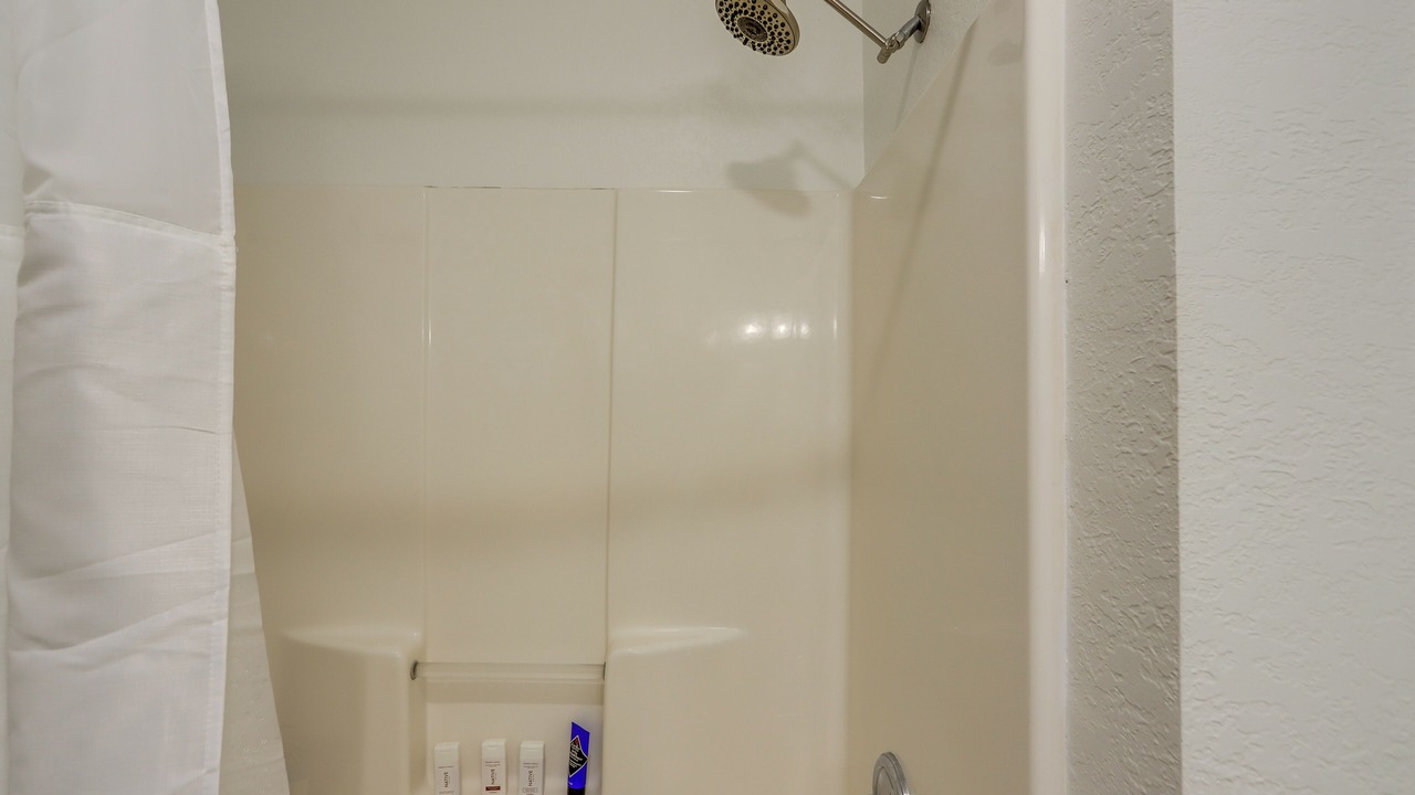 Photo of Bathroom in Oak Harbor