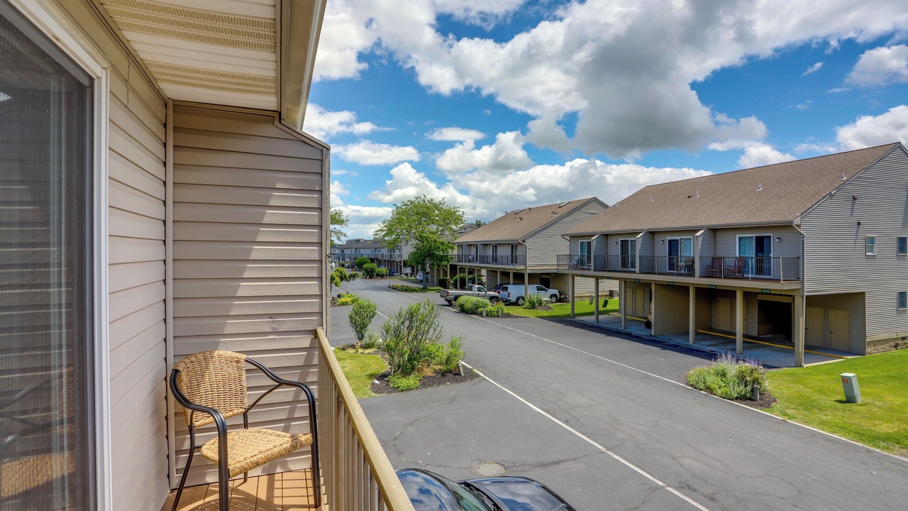 Photo of Patio Balcony in Oak Harbor