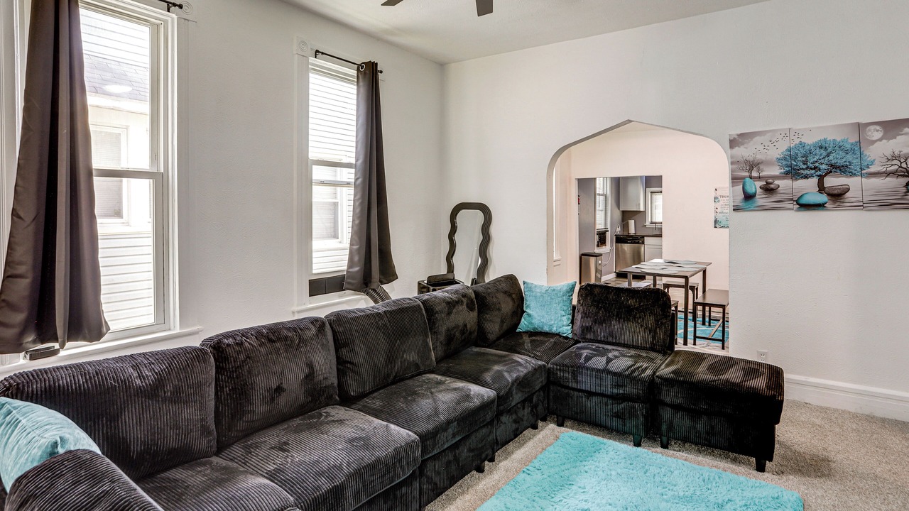 Photo of Livingroom in Downtown Toledo