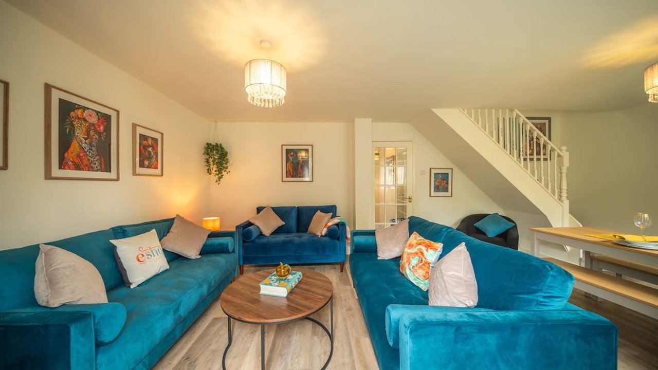 Photo of Livingroom in Cirencester