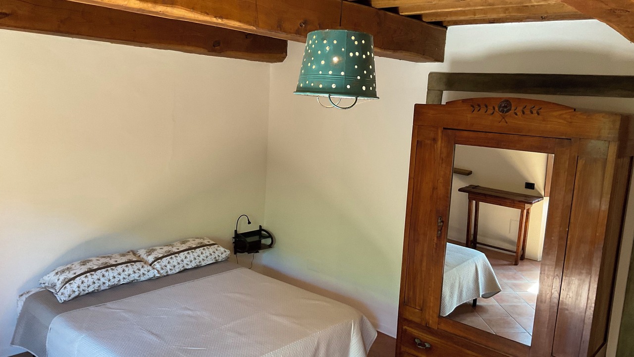 Photo of Bedroom in Molezzano