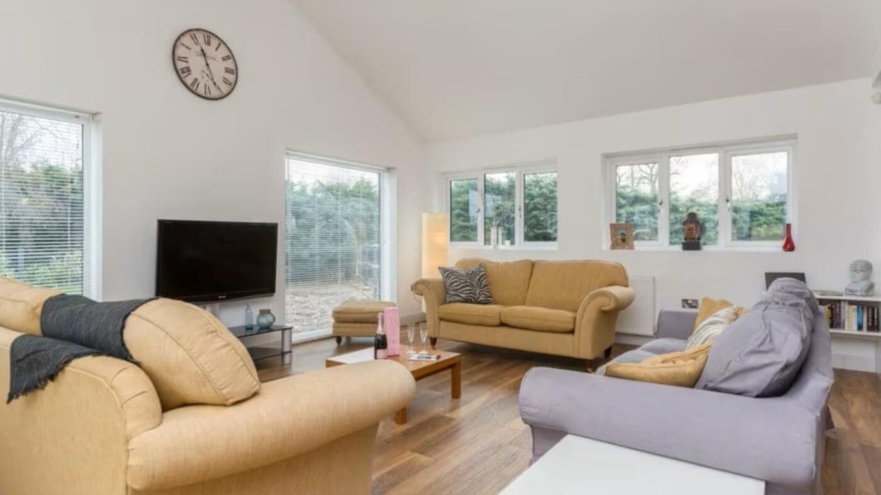 Photo of Livingroom in Henley-in-Arden