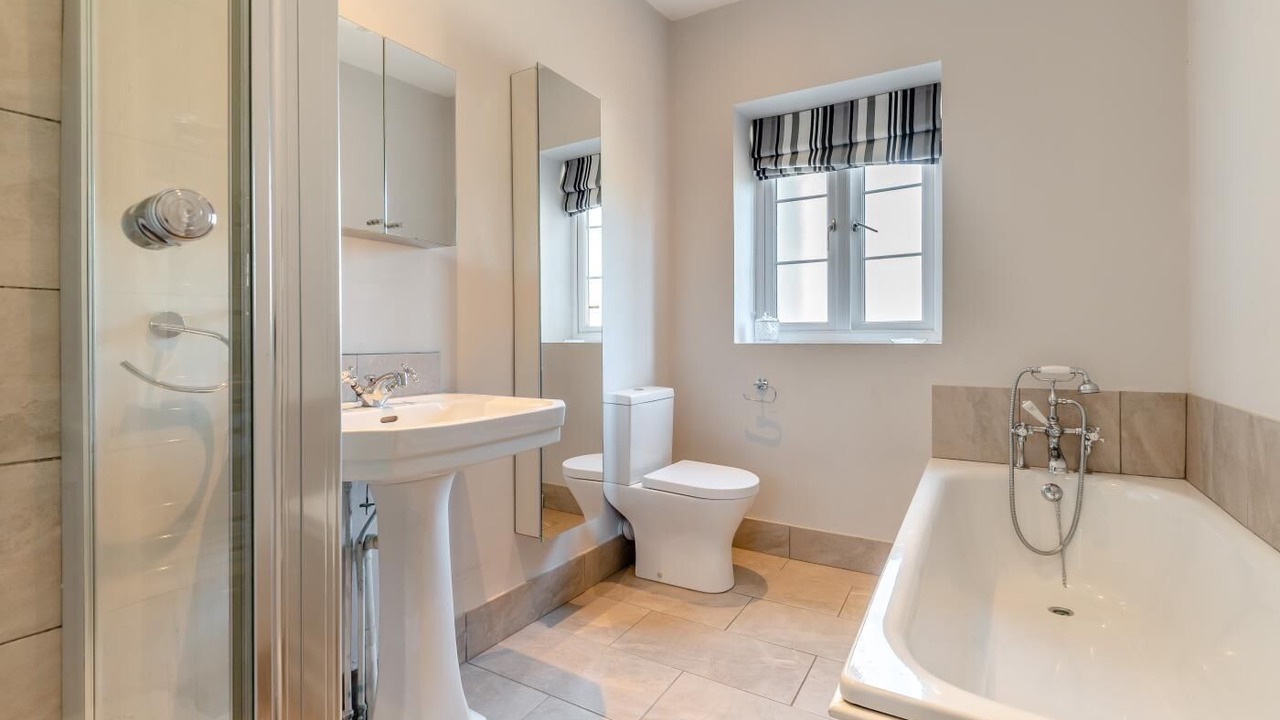 Photo of Bathroom in Inchbrook